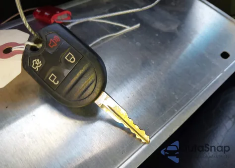 2012 Ford Mustang V6 Premium z USA, uszkodzony, nr VIN 1ZVBP8AM1C5269701